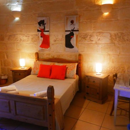 Arkati Literary B&B Sannat Ngoại thất bức ảnh