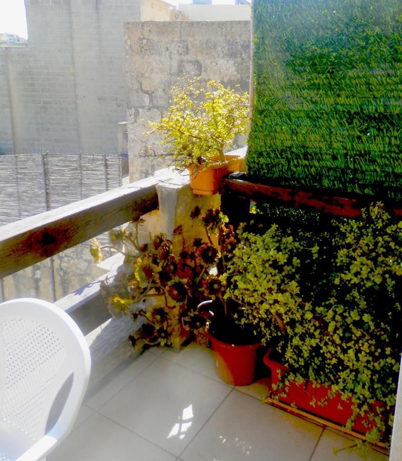 Arkati Literary B&B Sannat Ngoại thất bức ảnh