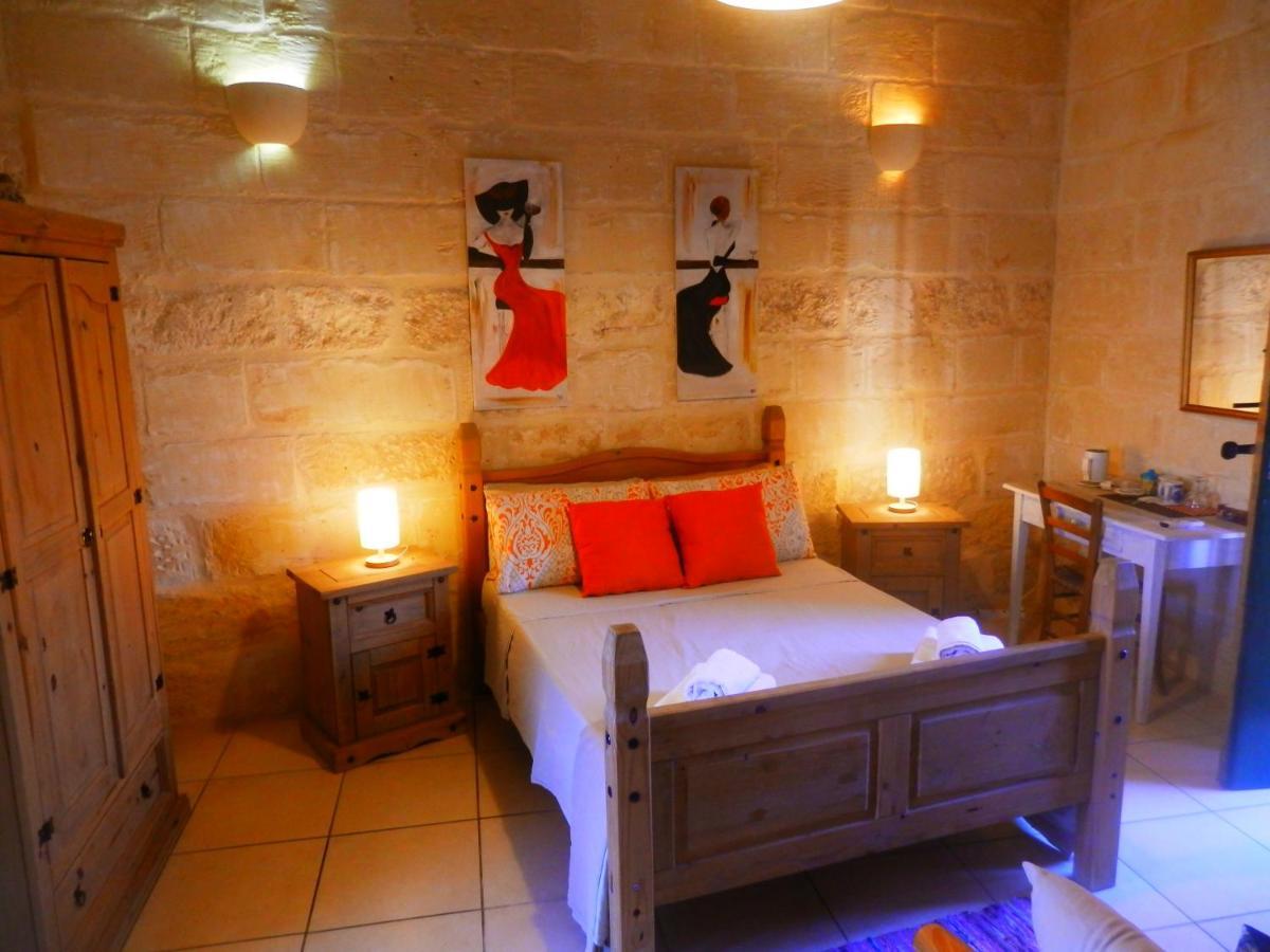 Arkati Literary B&B Sannat Ngoại thất bức ảnh