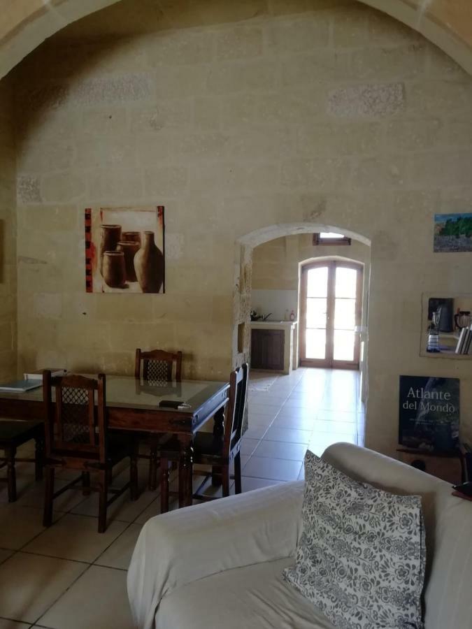 Arkati Literary B&B Sannat Ngoại thất bức ảnh